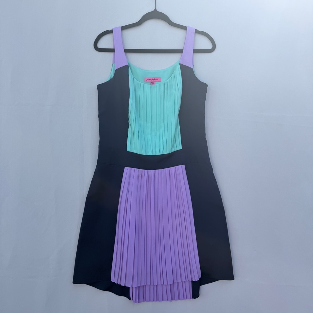 Betsey Johnson Colorblock Pleated Dress Size 6 Mint,  Lavender, Navy